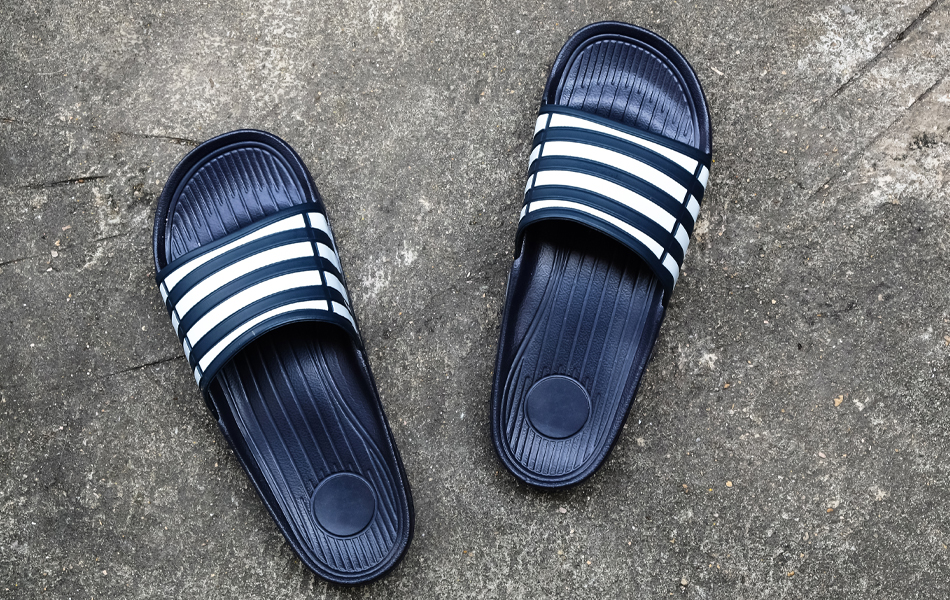 slides for men